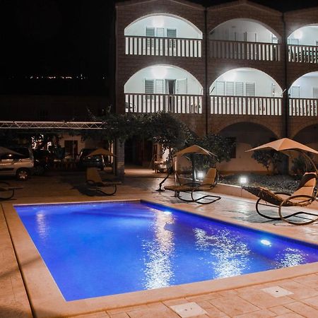 Unforgettable Sea View Apartments Bakota Podstrana Luaran gambar