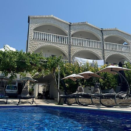 Unforgettable Sea View Apartments Bakota Podstrana Luaran gambar