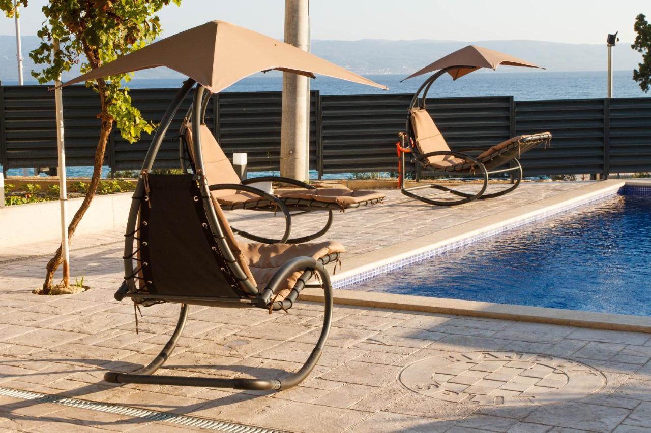 Unforgettable Sea View Apartments Bakota Podstrana Luaran gambar