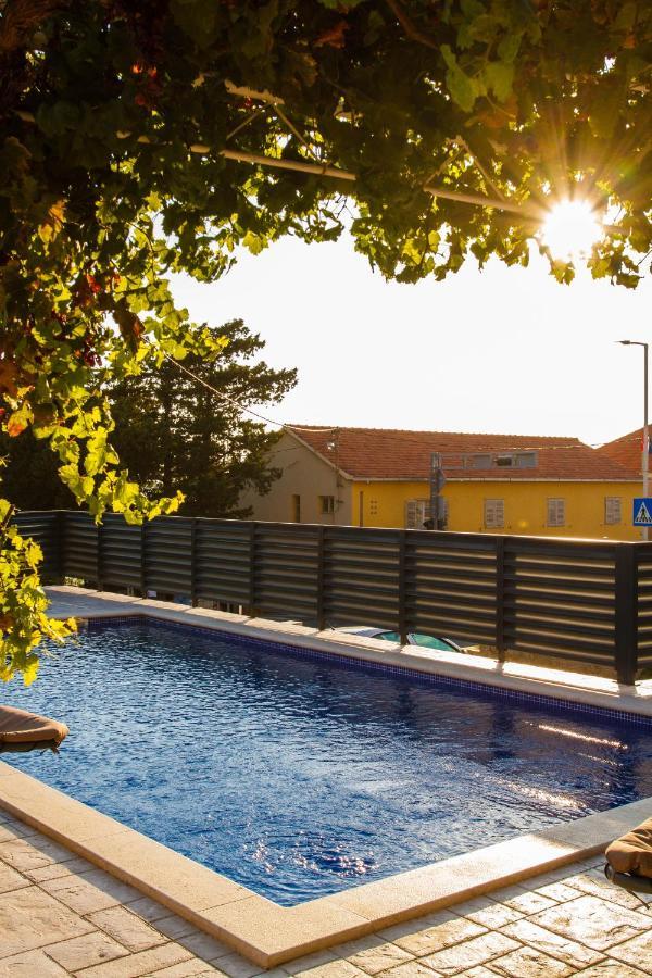 Unforgettable Sea View Apartments Bakota Podstrana Luaran gambar