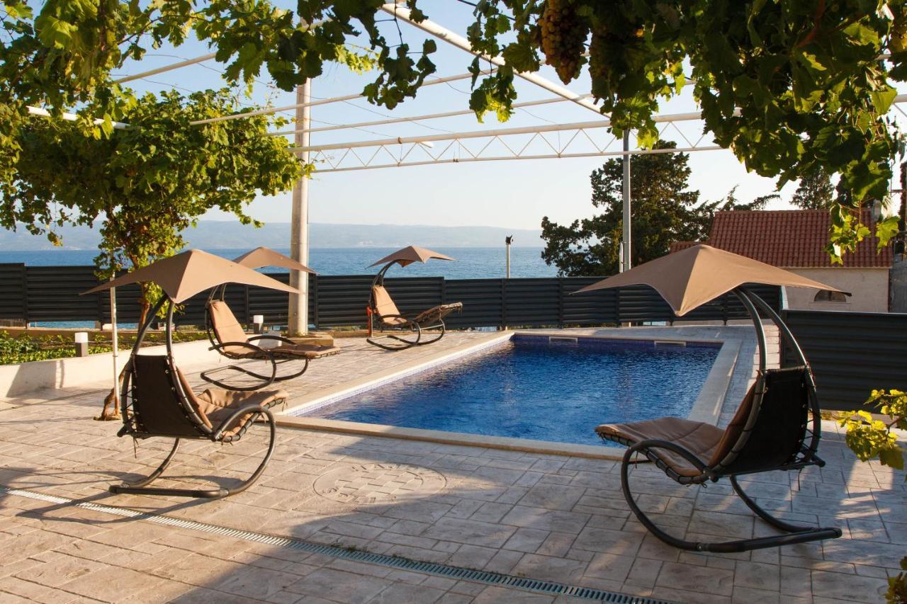 Unforgettable Sea View Apartments Bakota Podstrana Luaran gambar