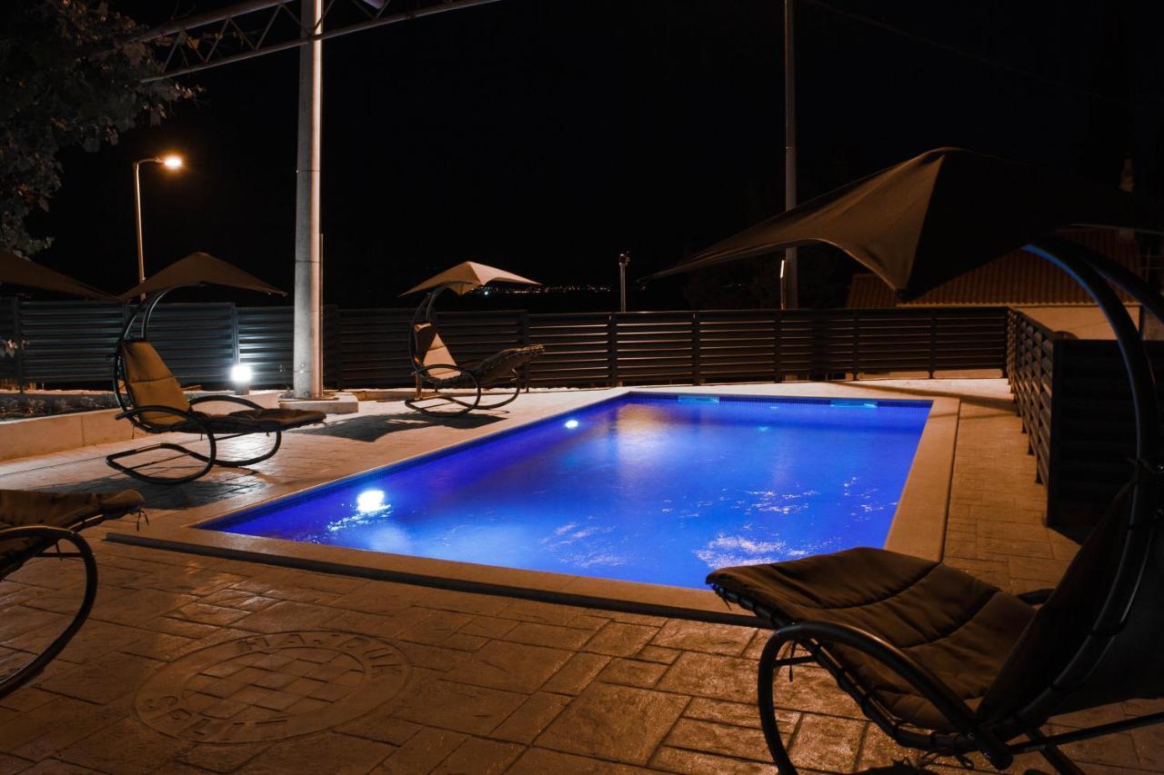 Unforgettable Sea View Apartments Bakota Podstrana Luaran gambar